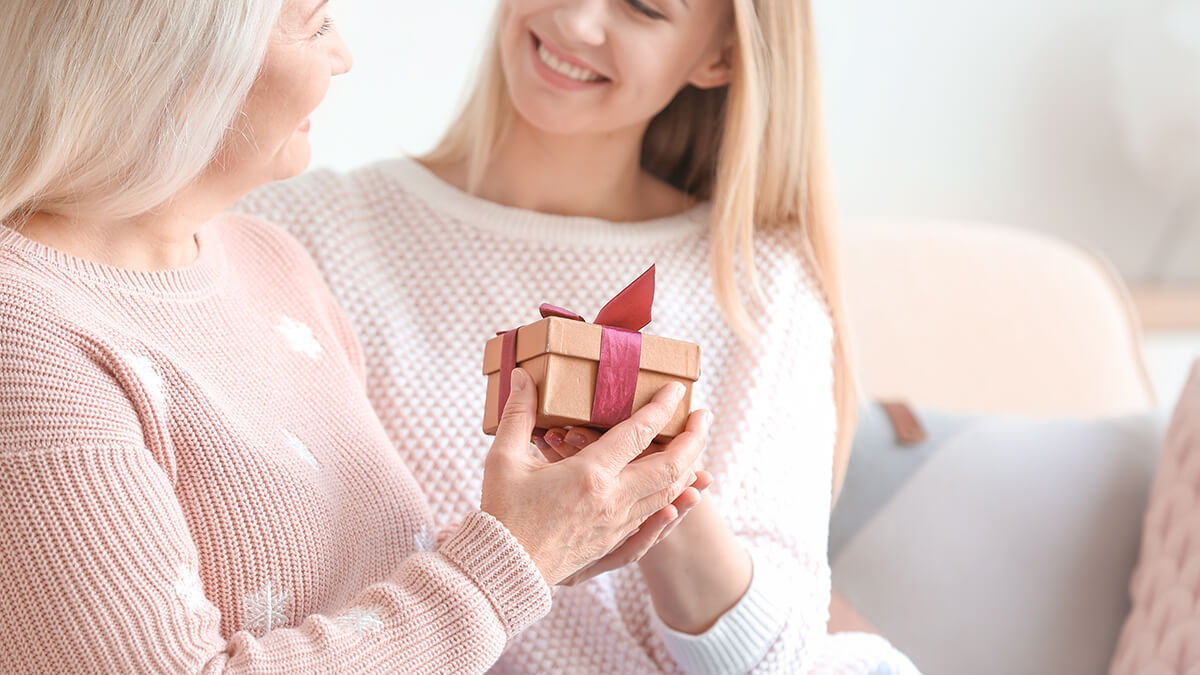 Gifts to Give Our Menopausal Mothers This Mother's Day