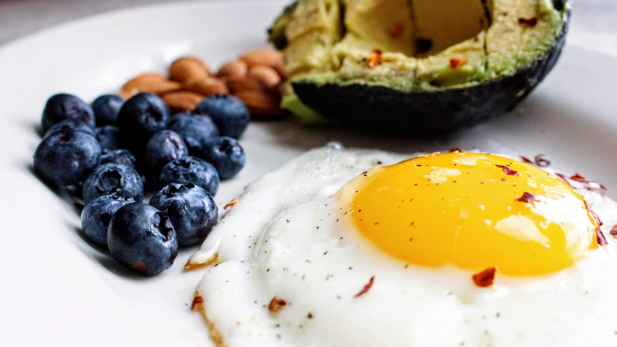 Best Breakfasts for Perimenopause — Foods That Boost Your Day